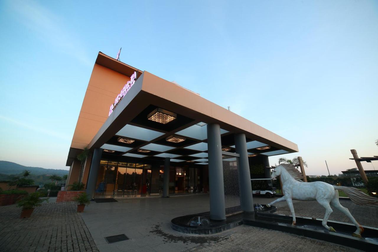 Regenta Resort Belagavi Exterior foto